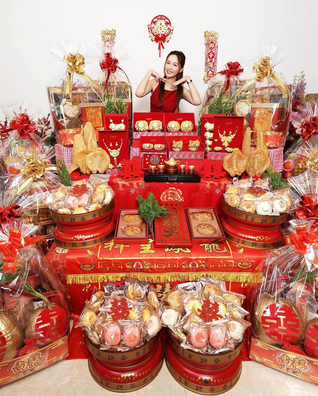 马国明跟足传统过大礼❗汤洛雯收巨型龙凤手镯🔥