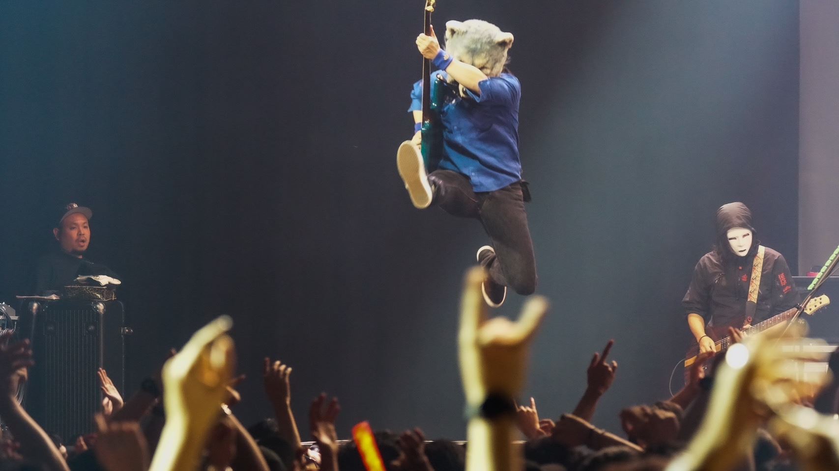 syok team's unforgettable night with man with a mission: zepp kuala lumpur goes wild!