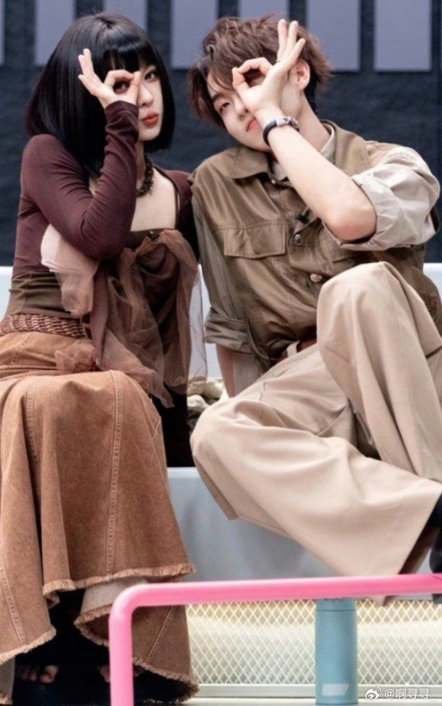 王ok李天责官宣啦🥳在《舞台2023》相识到相恋❤️