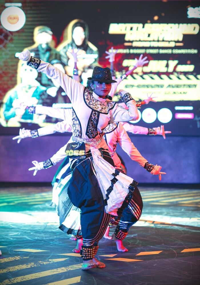 Group of Indian female dancers at Battleground Malaysia