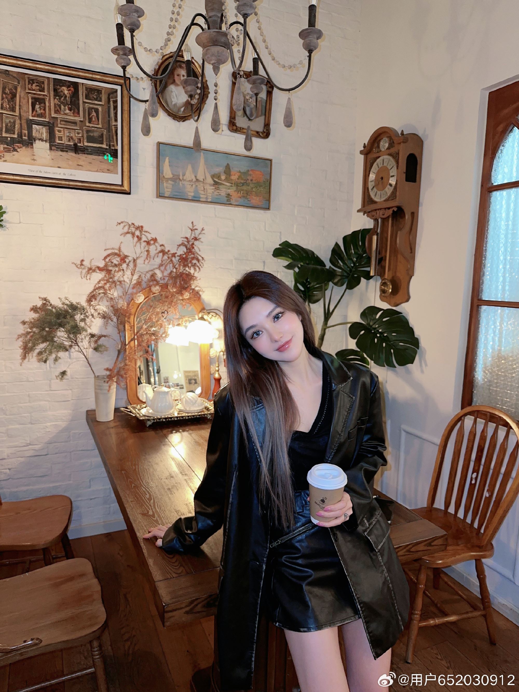 🦷周扬青吃掉一颗牙❗好友刘雨昕知道了还让她先把酒喝完🤣