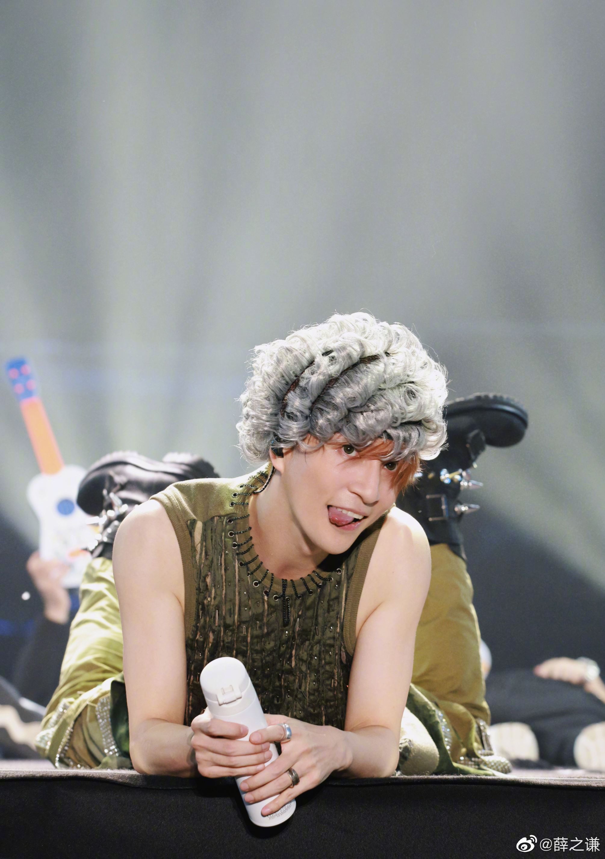 薛之谦两次爆红高光时刻❗称自己被《认真的雪》害了😲