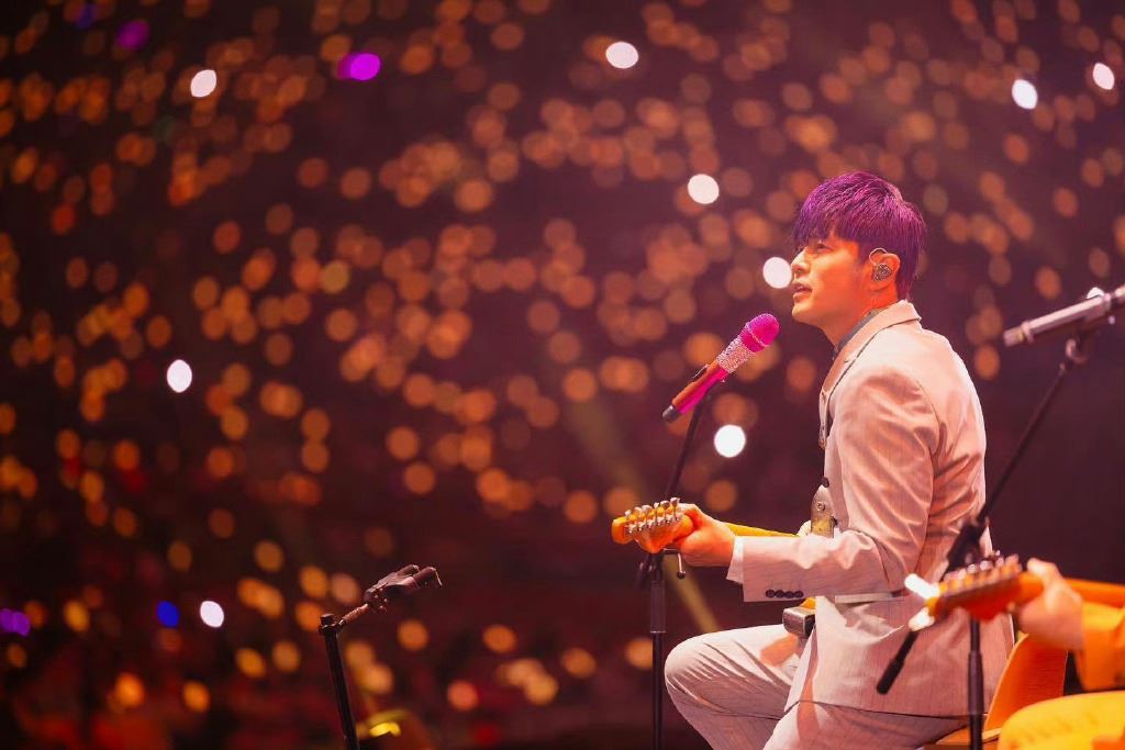 周杰伦演唱会采用实名制❗黄牛党被迫退票🔥