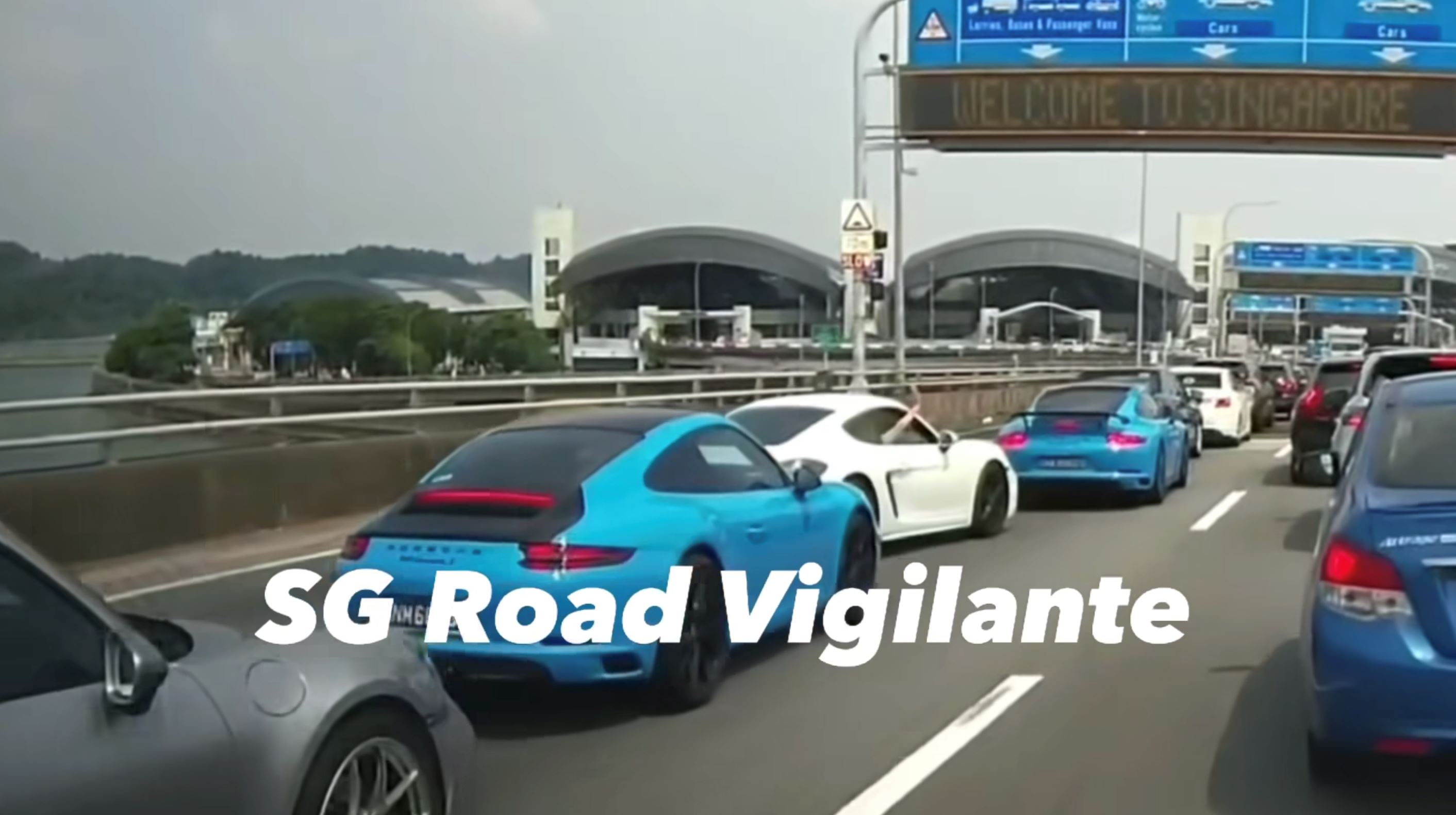 konvoi kereta porsche diarah beratur semula lepas potong barisan, “puas hati tengok..”