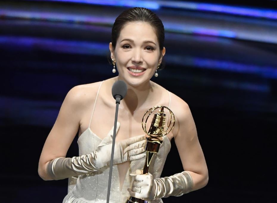 许玮宁睽违8年再抱金钟🌟获金钟奖迷你剧最佳女主角🔥