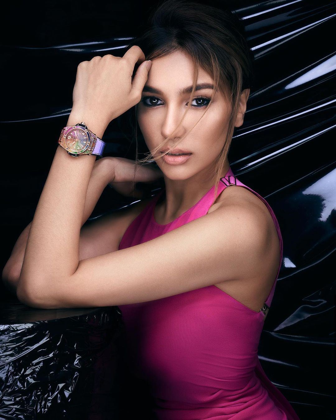 “apa saya share adalah tentang kerja,” elisya sandha dikecam tampil imej seksi