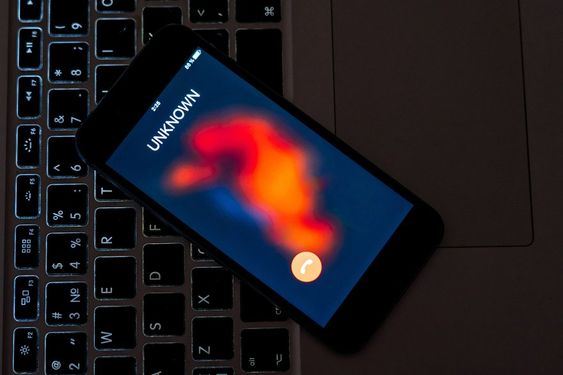 只要5秒就能用ai模拟声音进行诈骗❗警方提醒别随意听陌生电话⚠️ 