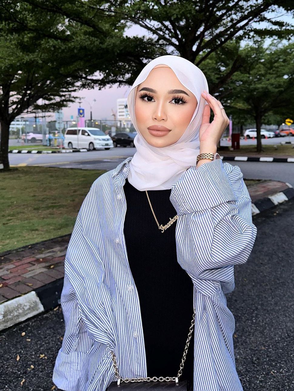 wajah disamakan dengan usahawan kosmetik popular? ini respon iman troye