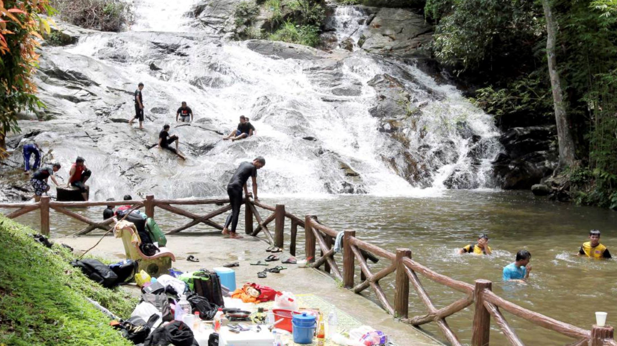 apm advises m’sians to avoid lata bayu waterfall and high-risk kedah areas due to unpredictable weather!