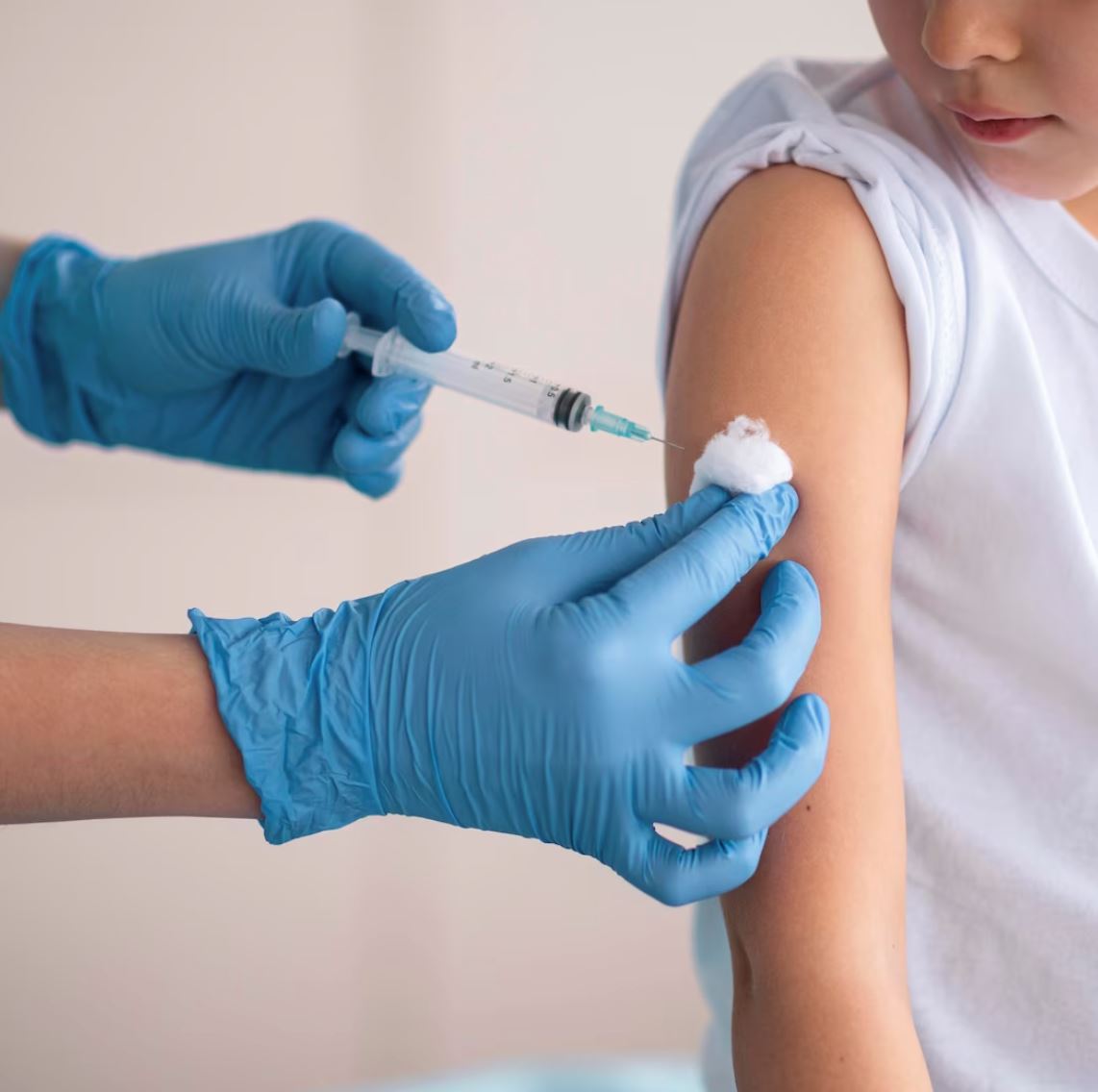 wujud cadangan ambil vaksin covid-19 baru pada semua peringkat usia kawal penularan