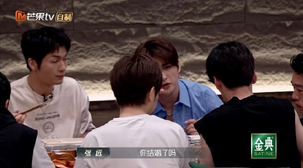 婚庆歌手张远虽迟但到❗告诉魏哲鸣下次结婚记得找他🤣