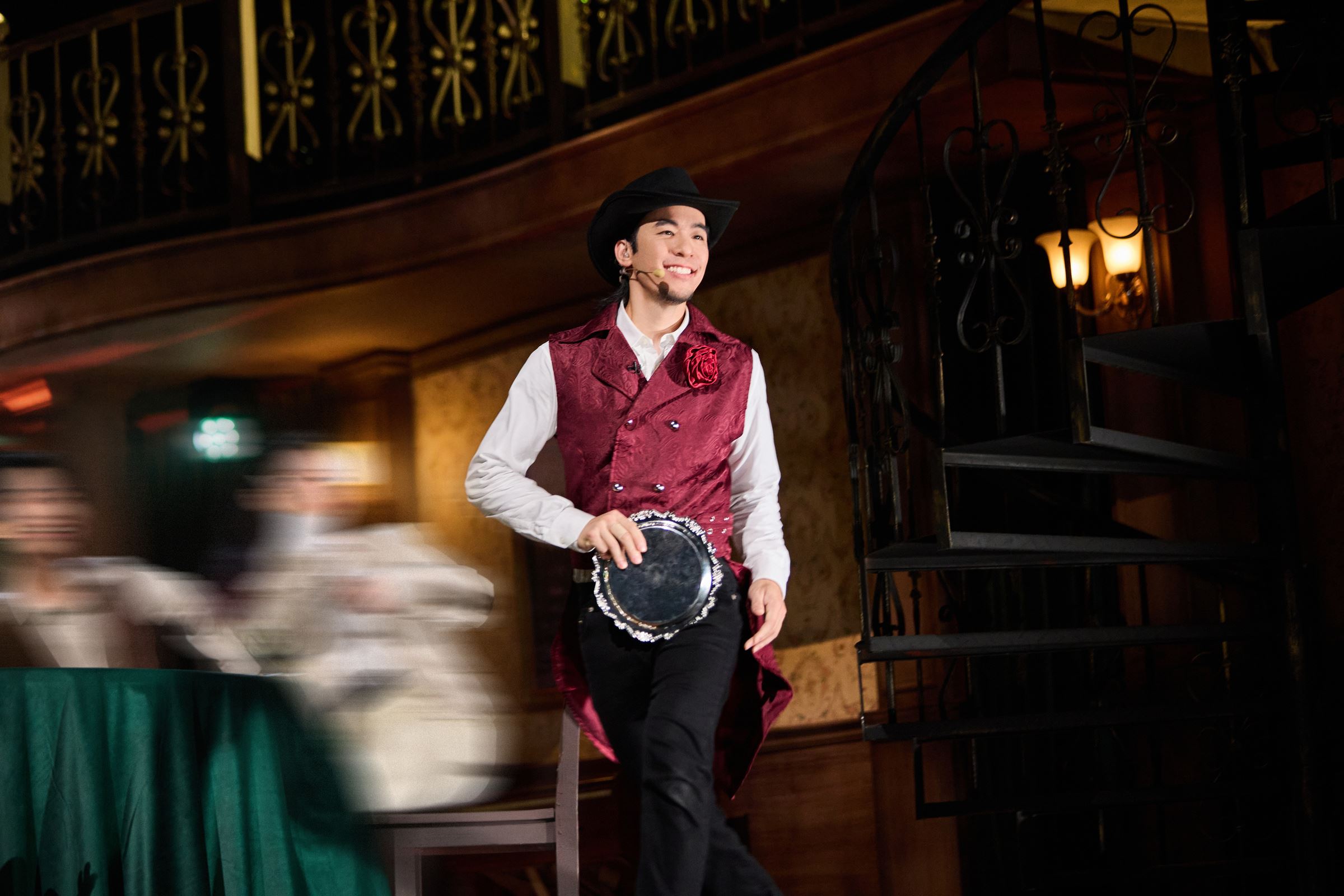 🪄张栋梁竟会变魔术❗哥哥们合作带来张三的歌百老汇舞台🔥