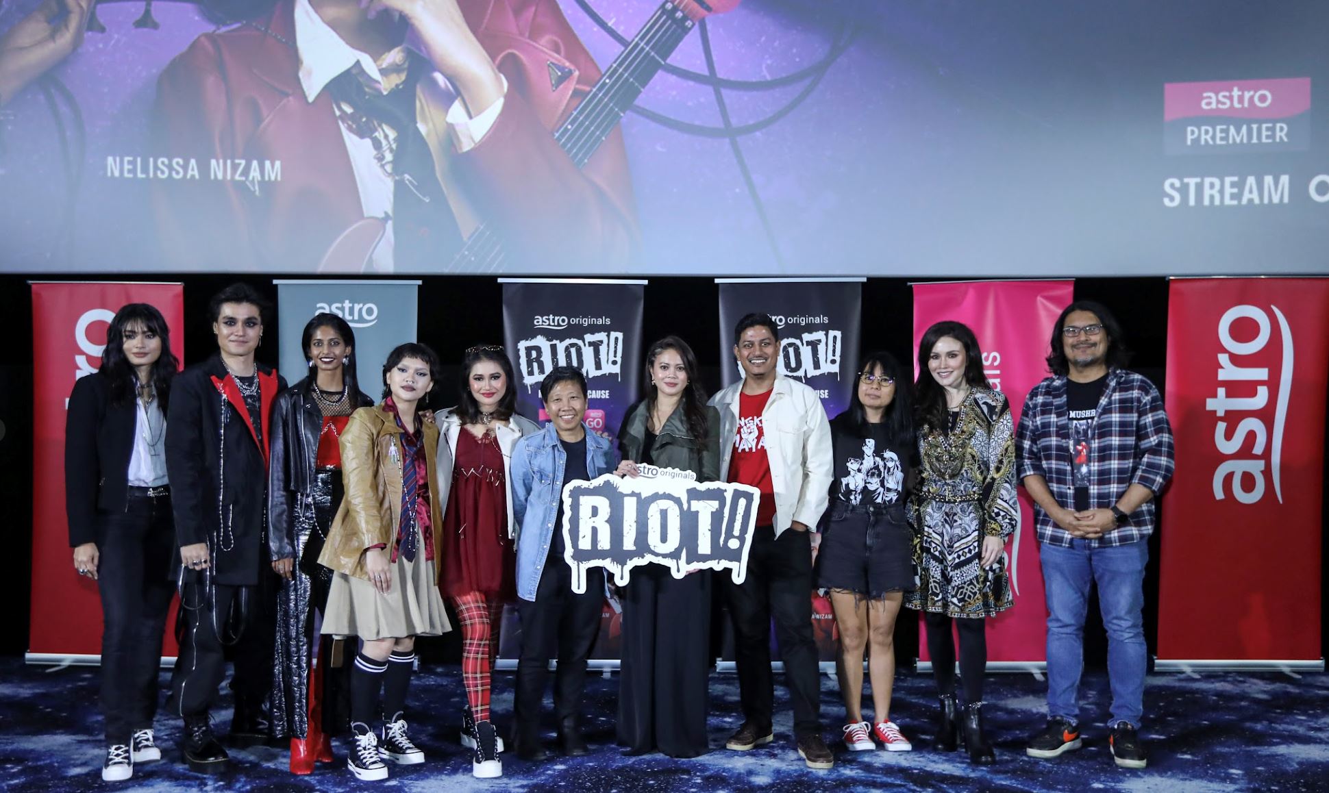 drama baharu di astro, riot! papar isu gangguan seksual, buli siber kalangan remaja