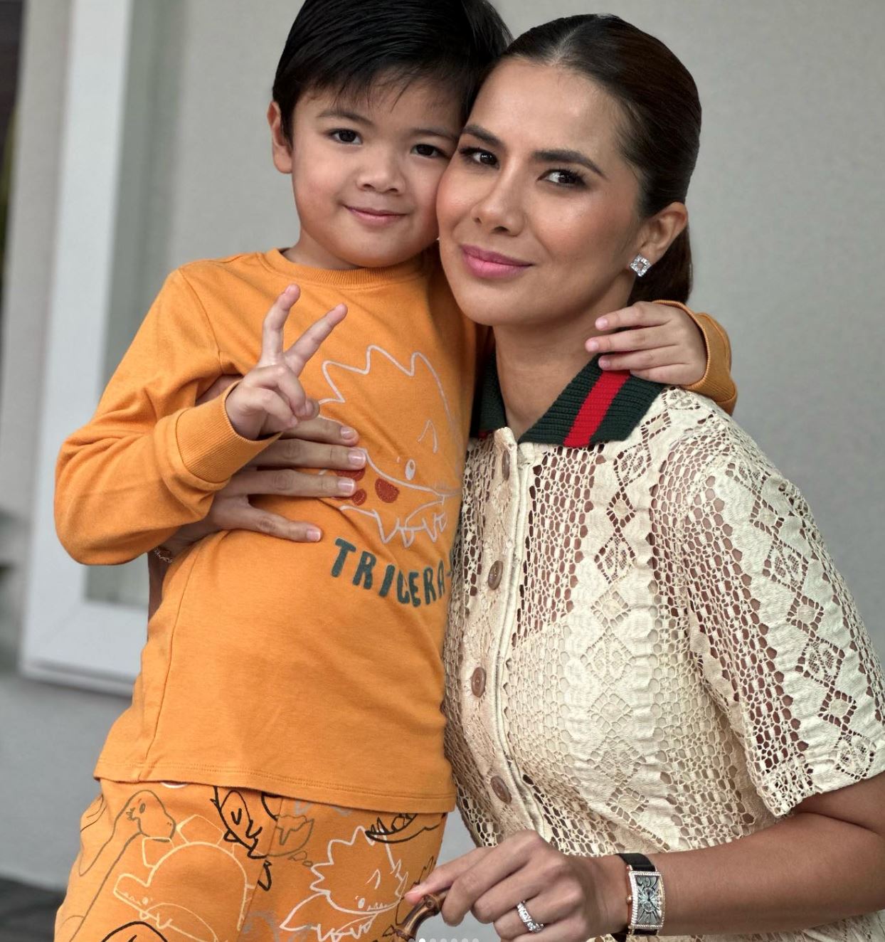 noor nabila dan engku emran sah bercerai talak satu, “ini semua takdir..”