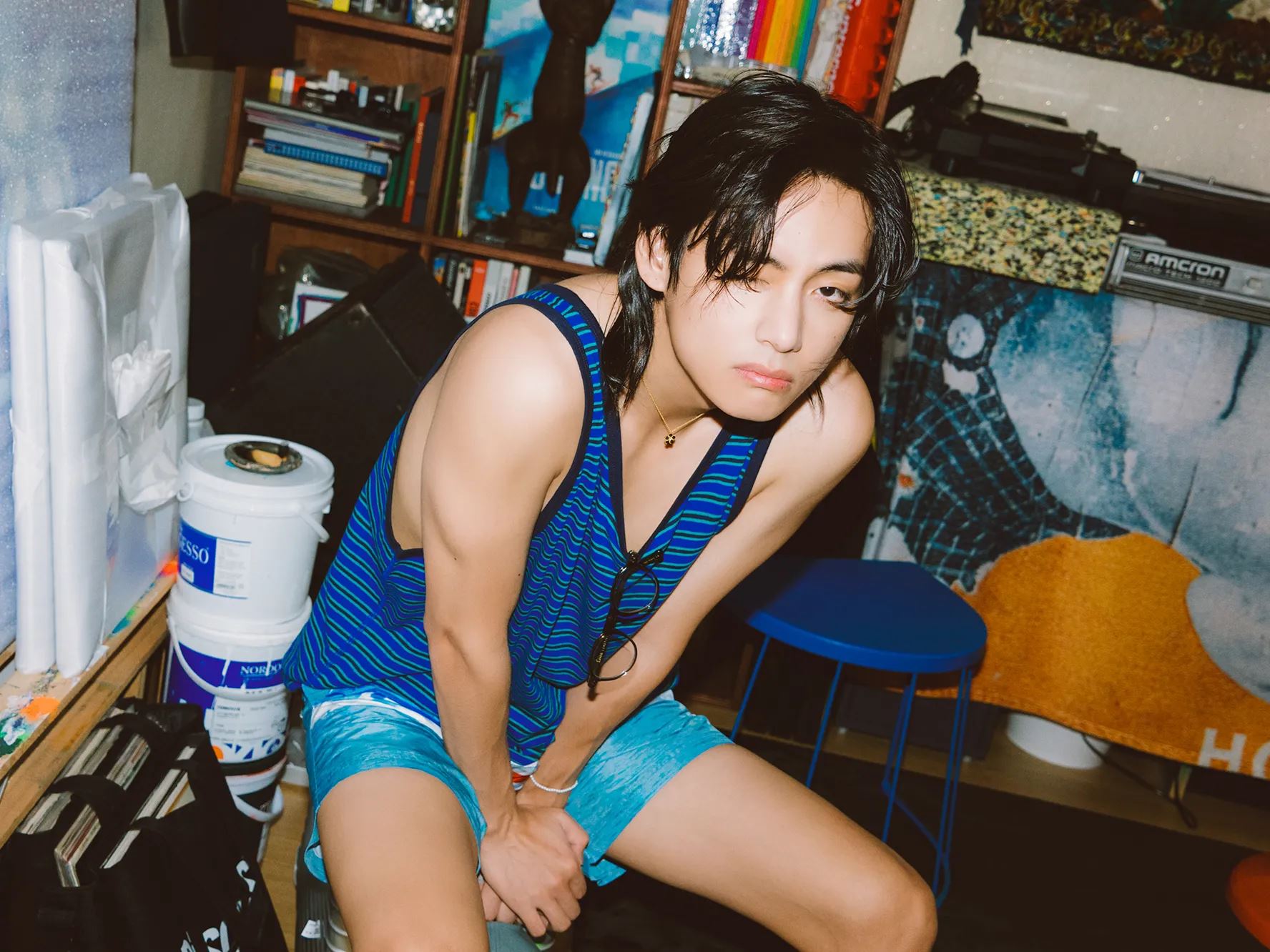 bts成员v快闪演唱会只要2块钱❗本人现身弹唱惊呆粉丝🤩