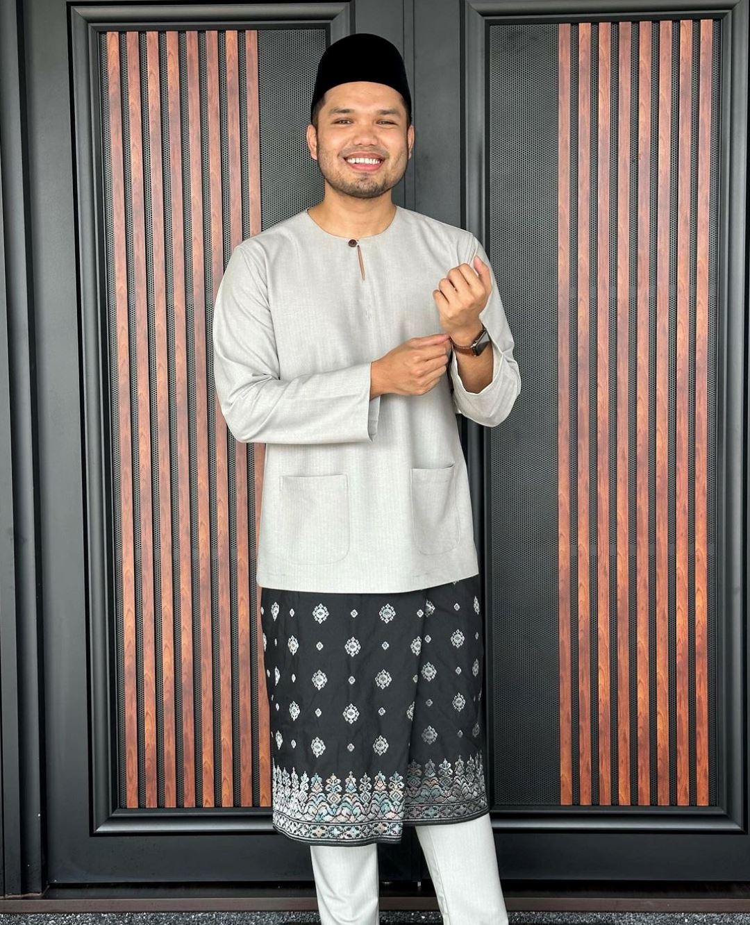 bisnes capai jutaan ringgit, khairul aming hanya ada loan kereta bezza sahaja [video]