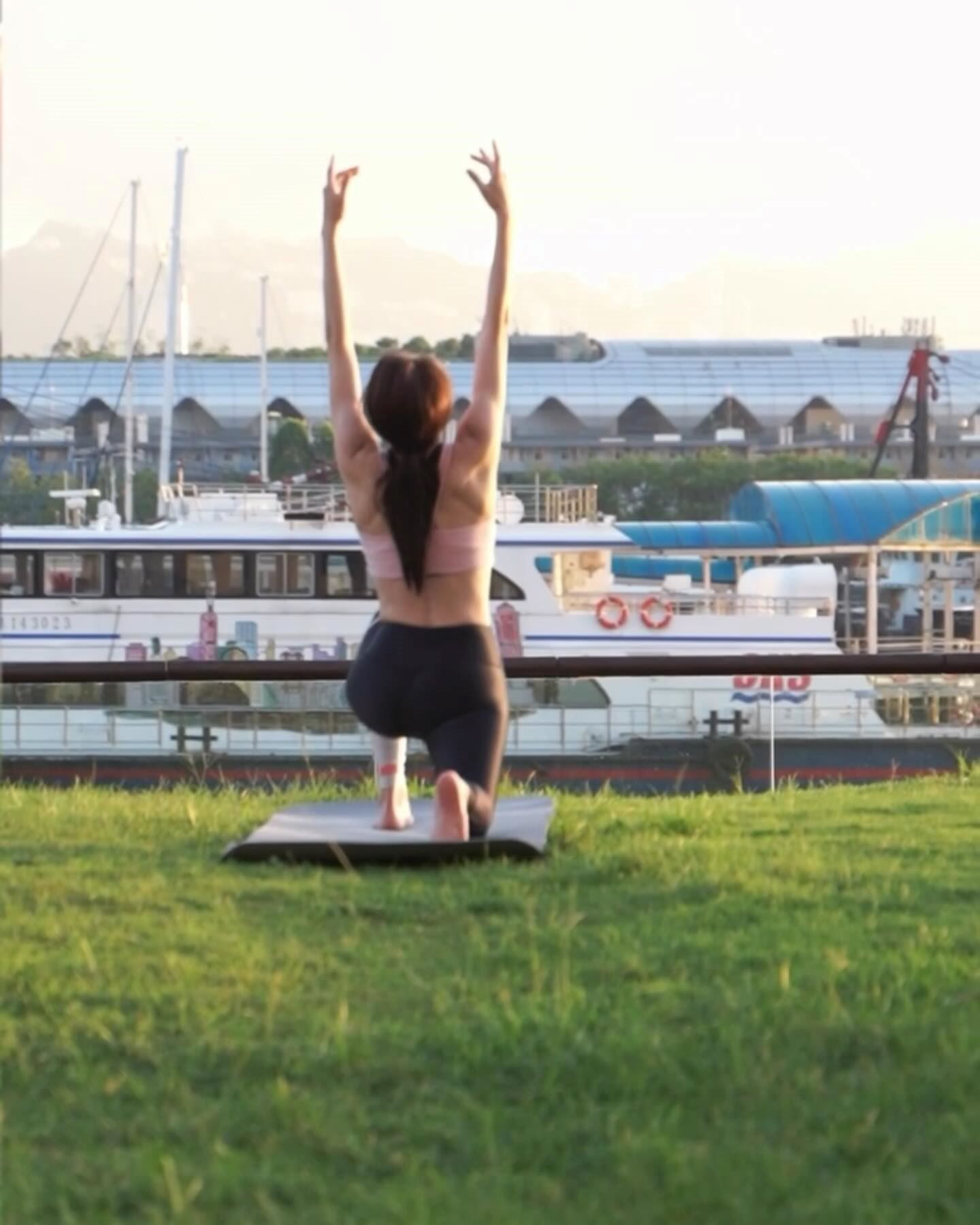 林夏薇《逆天奇案2》秀马甲线💪自爆收工狂练腹肌🔥