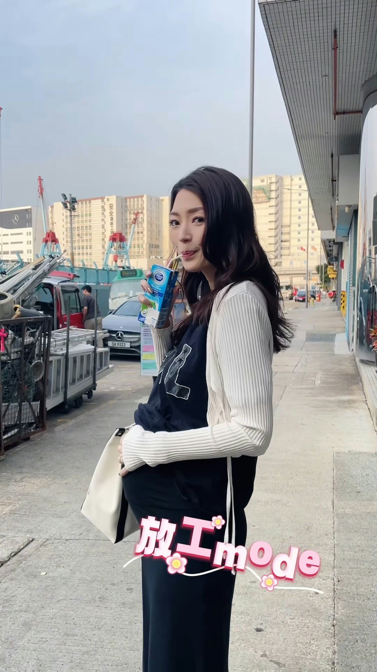 shiga连诗雅秀bb隐身大法🤰怀孕23周身形依旧纤细🔥