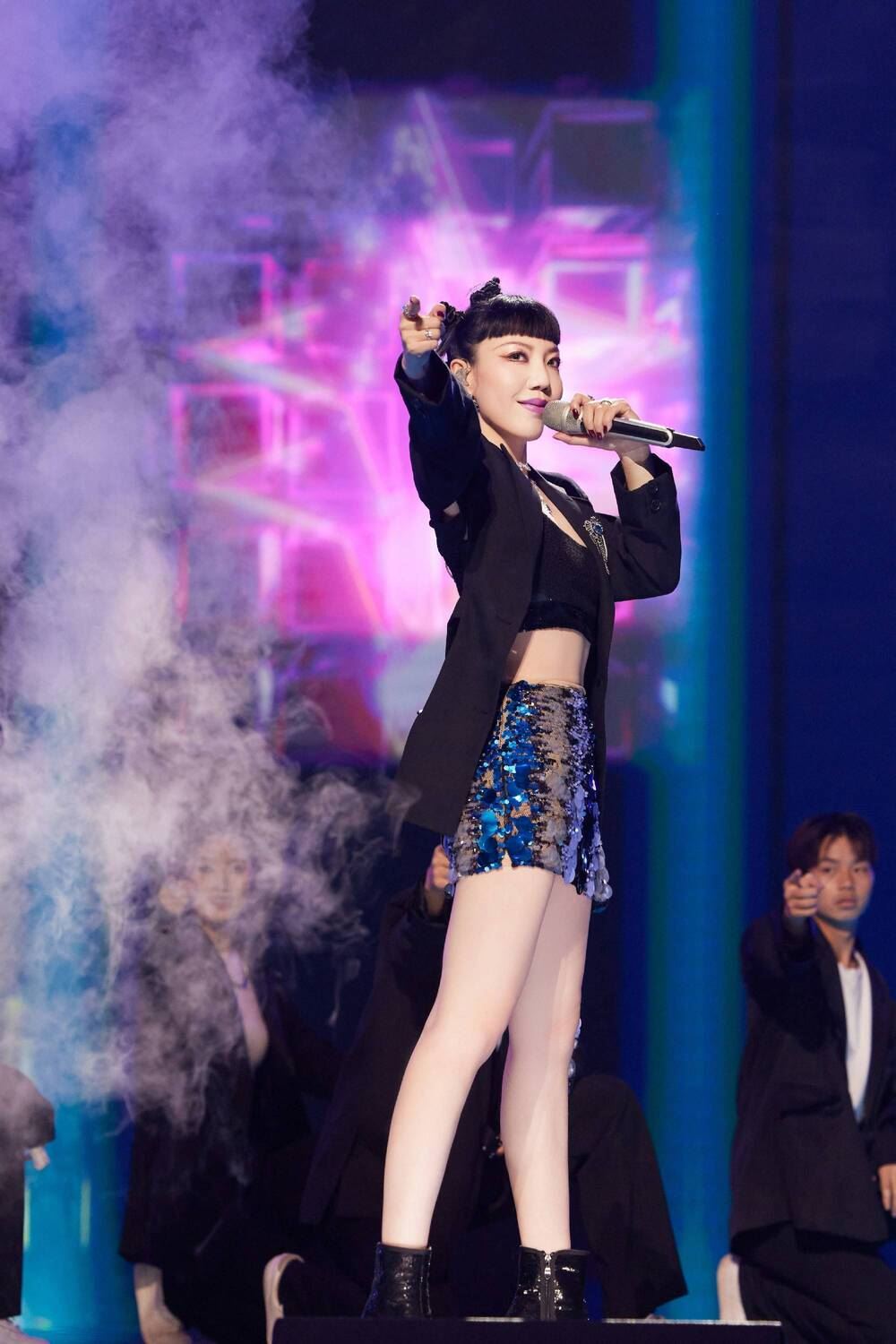 🇨🇳歌手2024自荐通道正式开启❗曾发表过至少1首代表作的华人歌手都可报名🔥