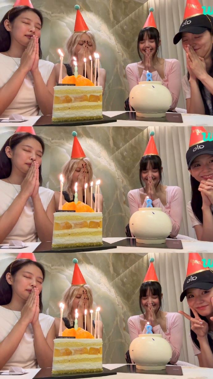 blackpink全员合体直播！庆祝出道8周年！