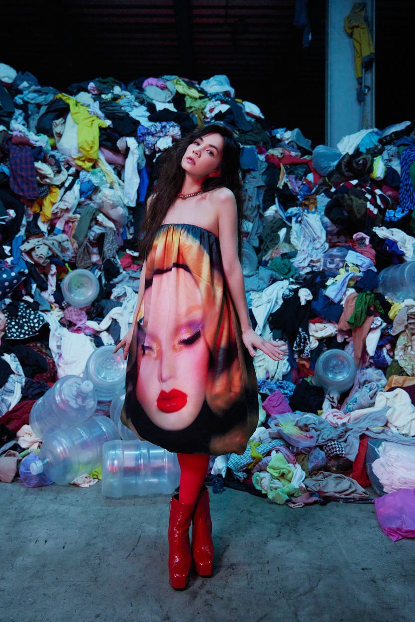 ella陈嘉桦新歌《废》上线❗一起废到底⚡️