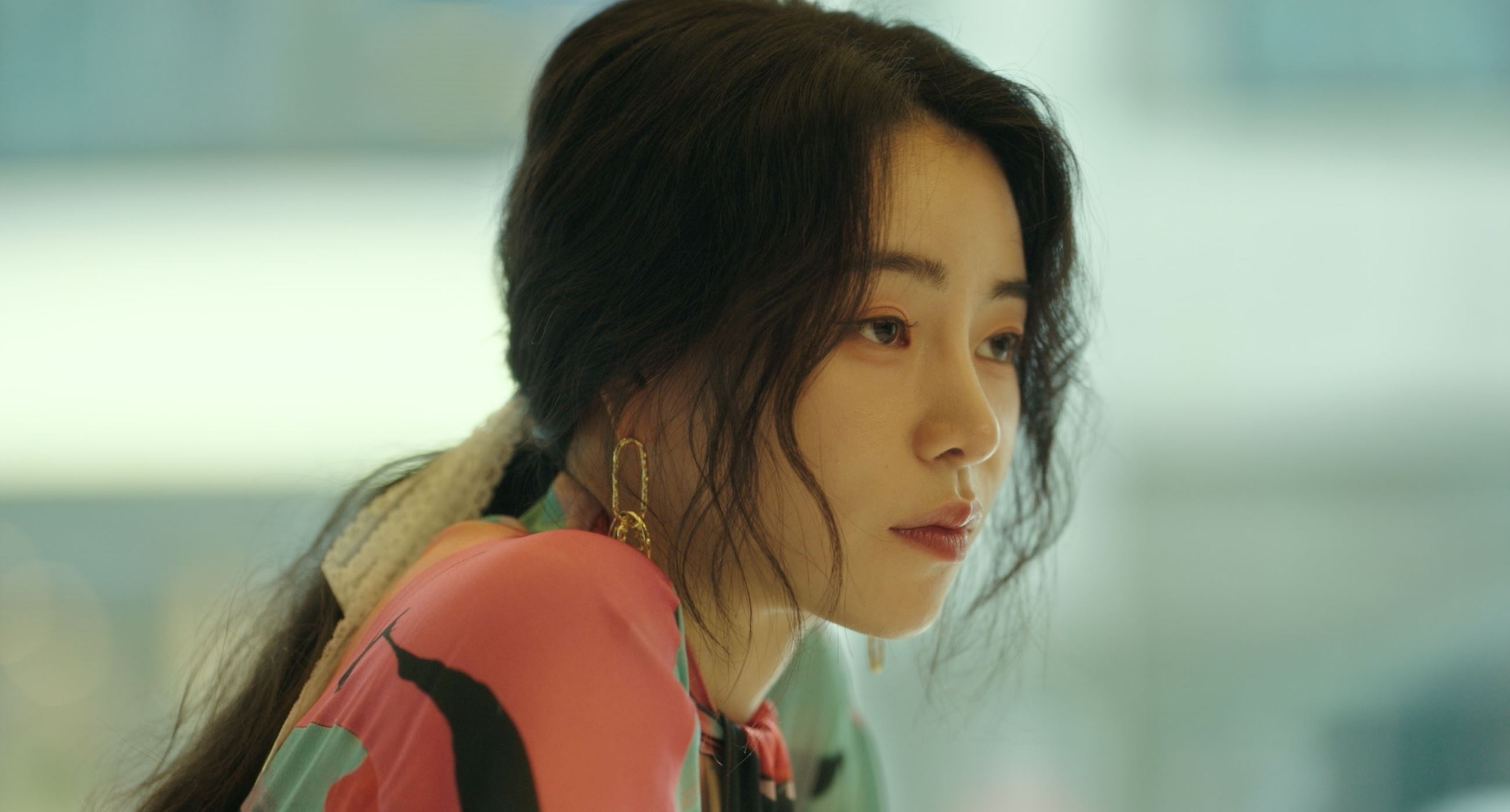 电影《revolver》热映中❗女警全度妍因罪入狱⚡️