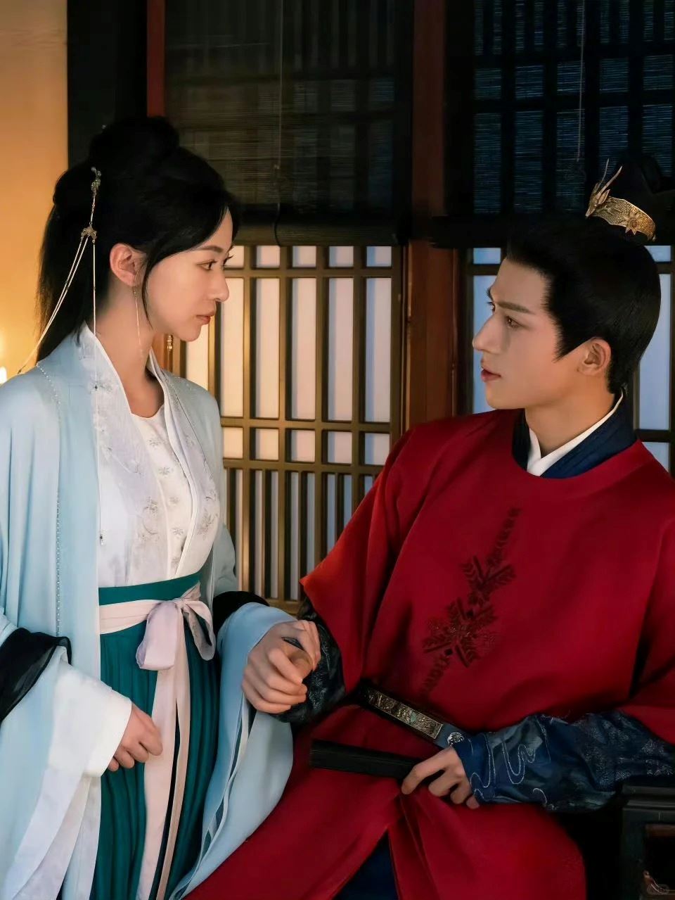 📺《墨雨云间》吴谨言、王星越二搭❗导演于正证实啦🔥