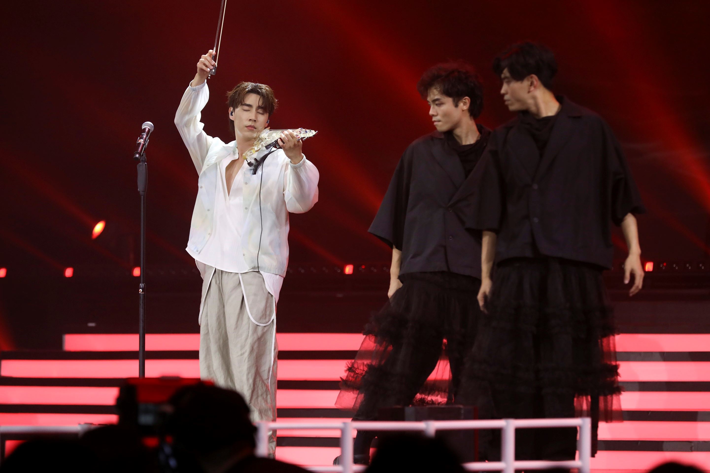 astro《歌手 崛起吧!》总决赛❗蔡恩雨勇夺总冠军🏆