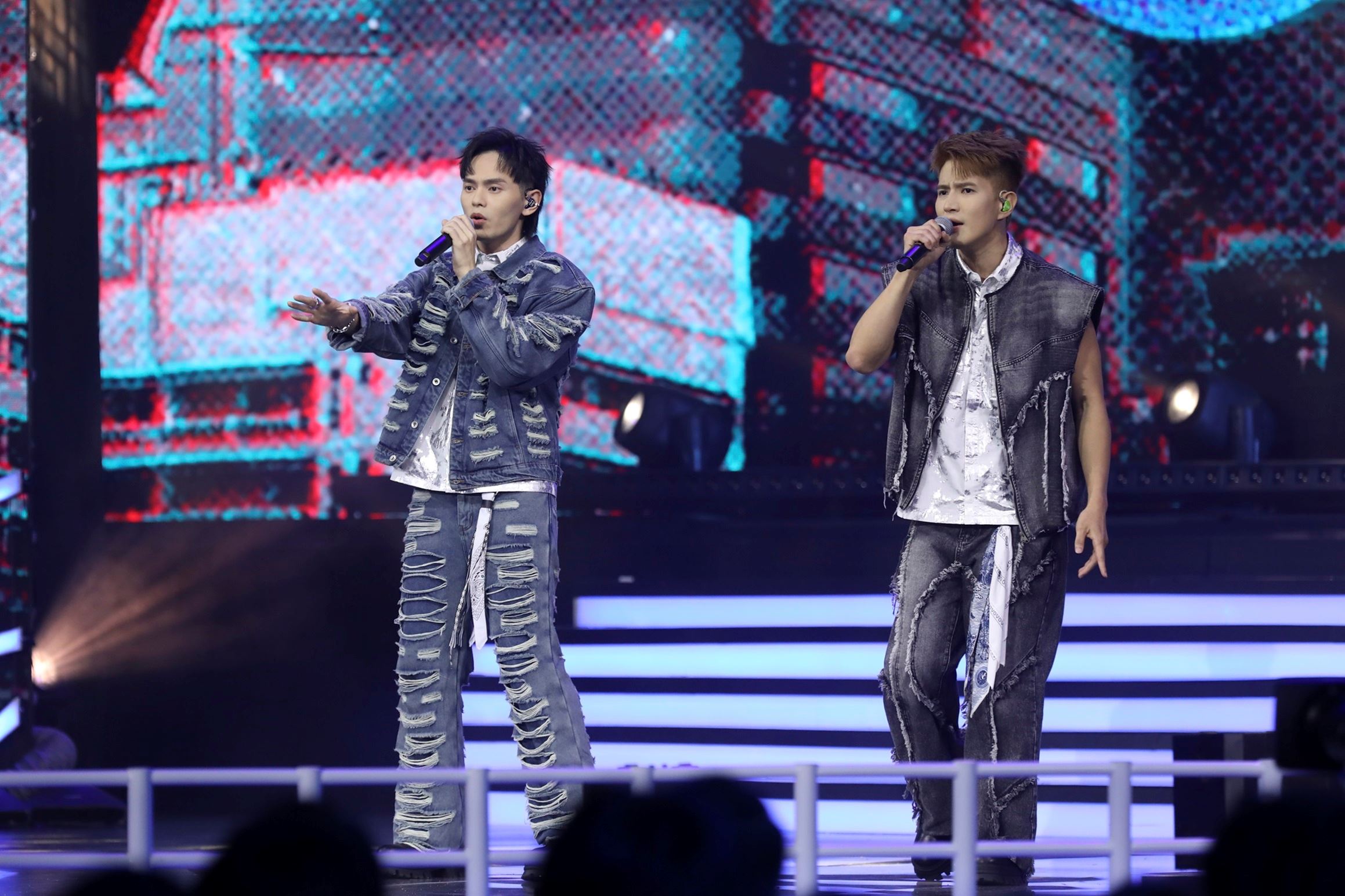 astro《歌手 崛起吧!》总决赛❗蔡恩雨勇夺总冠军🏆