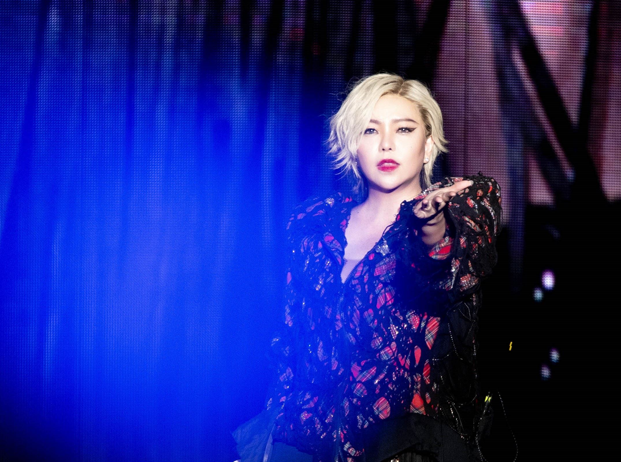 张惠妹演唱会出现热气球❗与4万名粉丝嗨唱《三天三夜》🔥