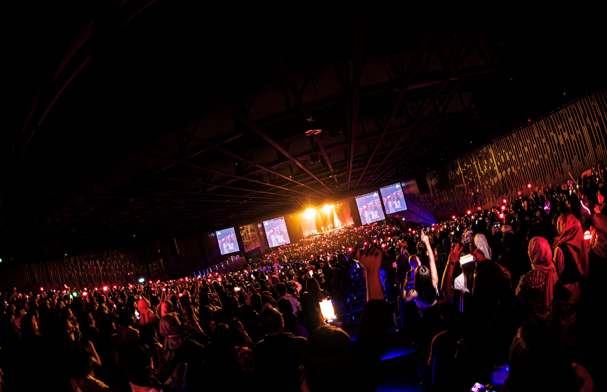 an unforgettable night with the rose in kl: 2024 dawn to dusk asia tour