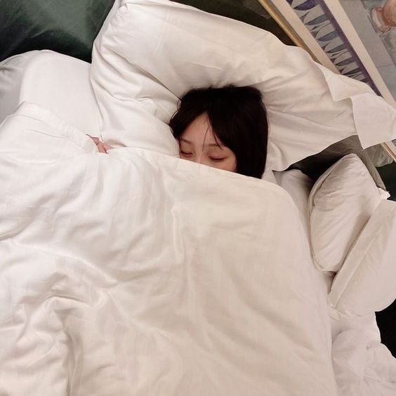 大年初一七大禁忌🧨中午睡午觉可能会影响来年的事业运😱