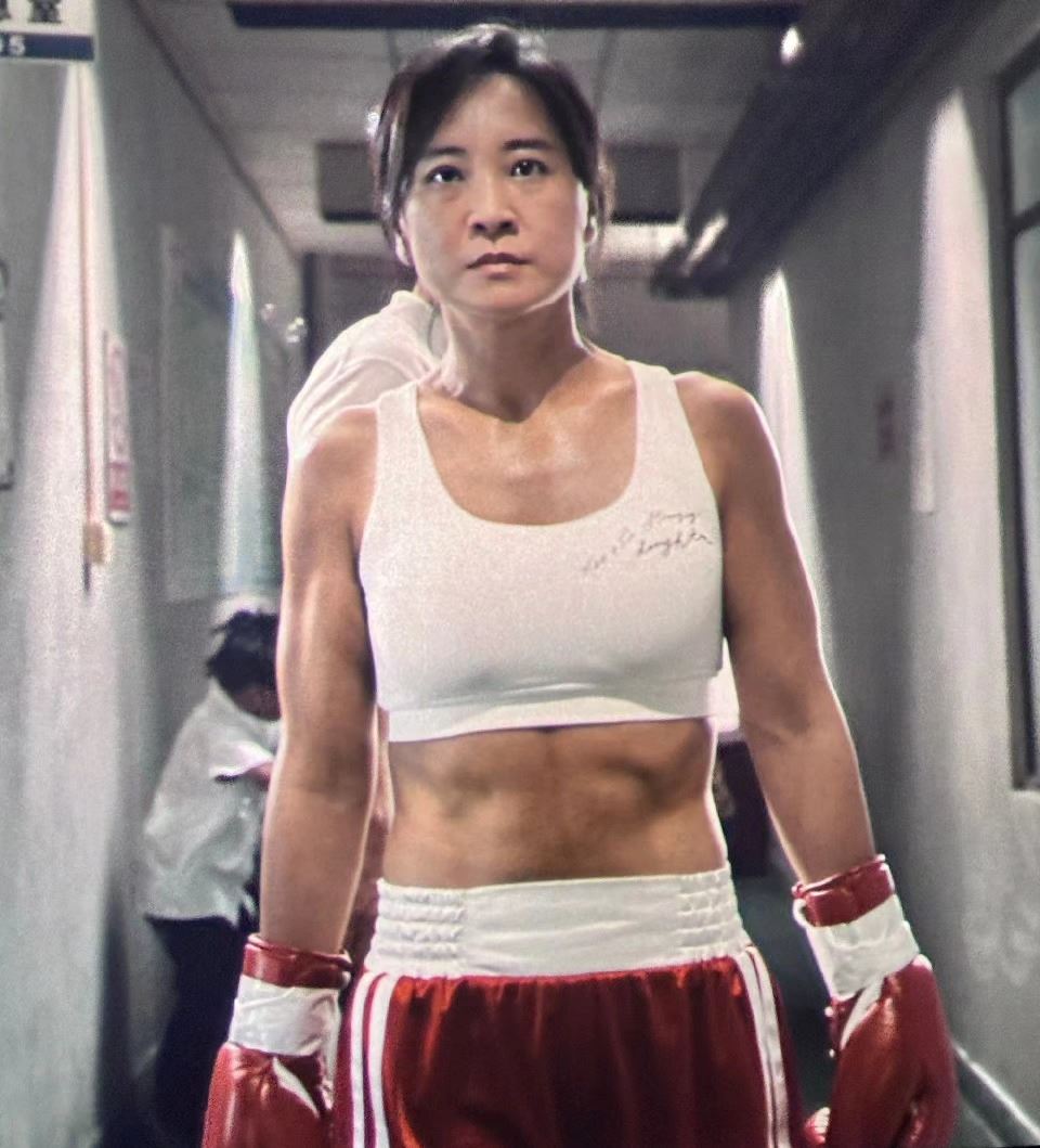 贾玲一年减50kg！医生警告不可极端减肥！