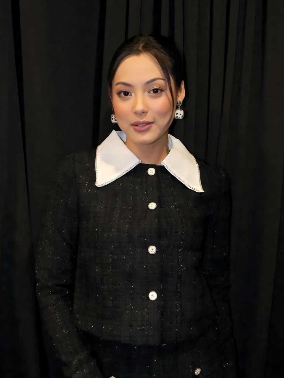 ezzanie jasny akui tak simpan nombor telefon hero gandingan