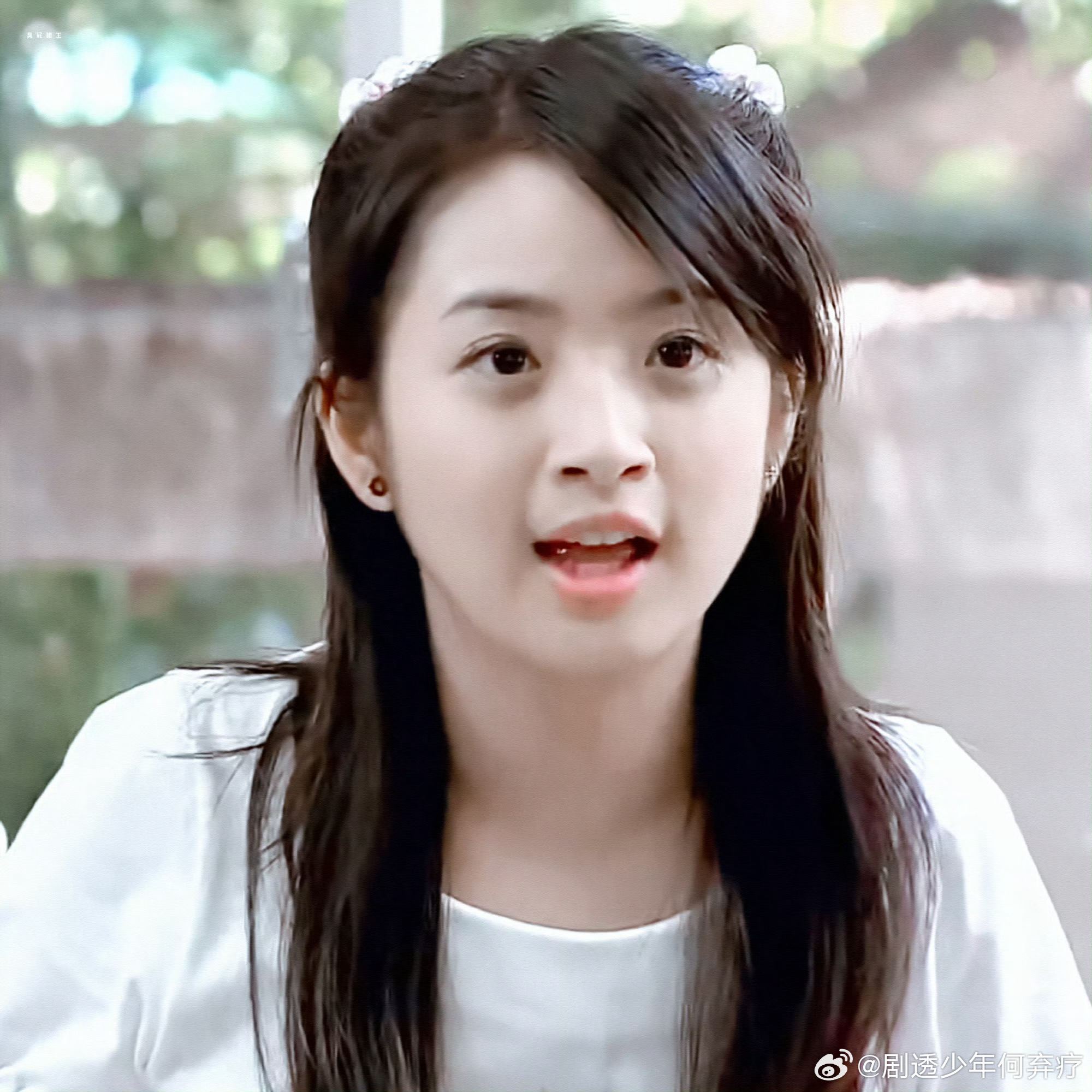 林依晨淡妆短发拍摄少女感溢出屏幕❗网友直呼依旧是当年的袁湘琴🔥