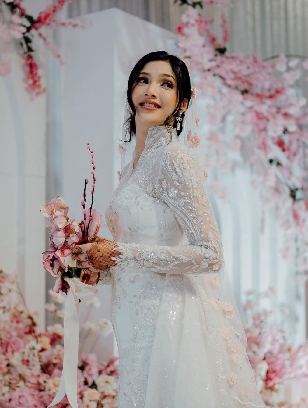 kini bergelar datin, atikah suhaime macam tak percaya dah kahwin, “ingatkan mimpi,”