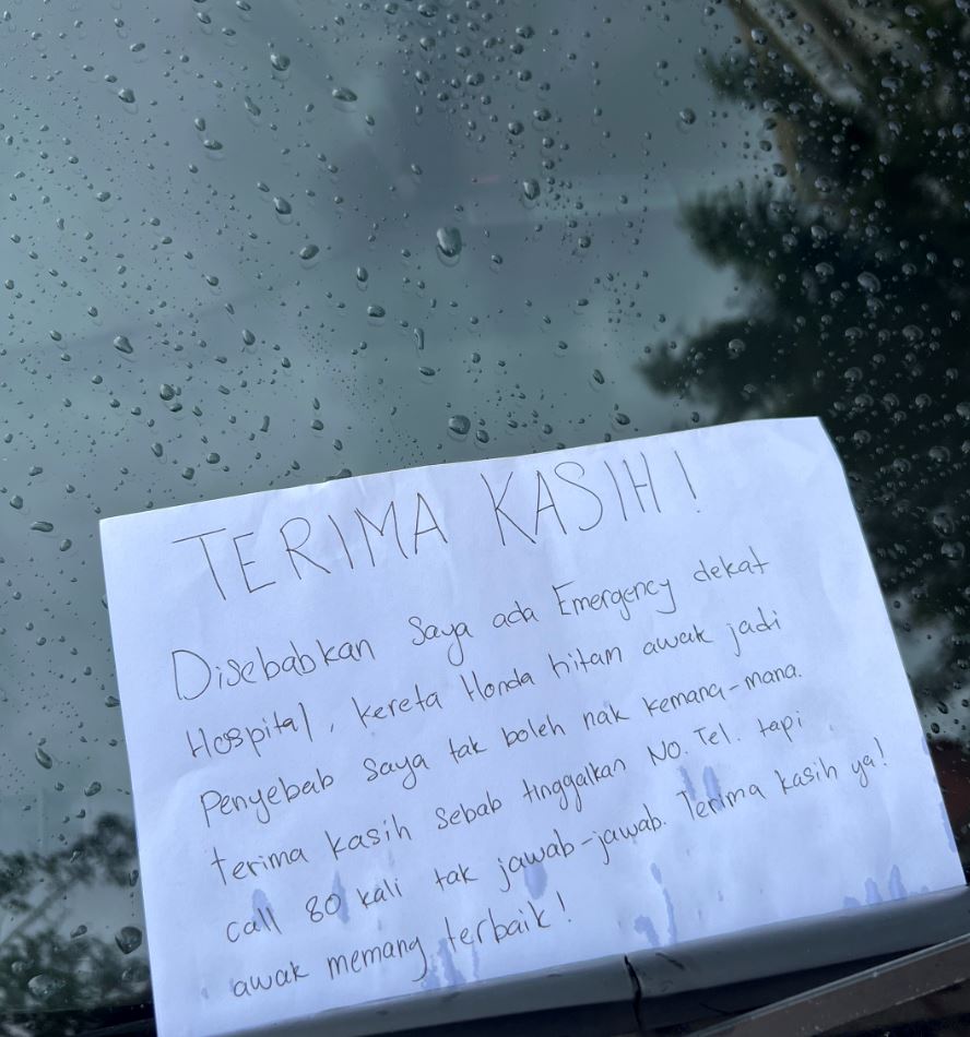 sarcastic note left on double-parked car in bangsar after owner ignored 80 calls from blocked-in driver
