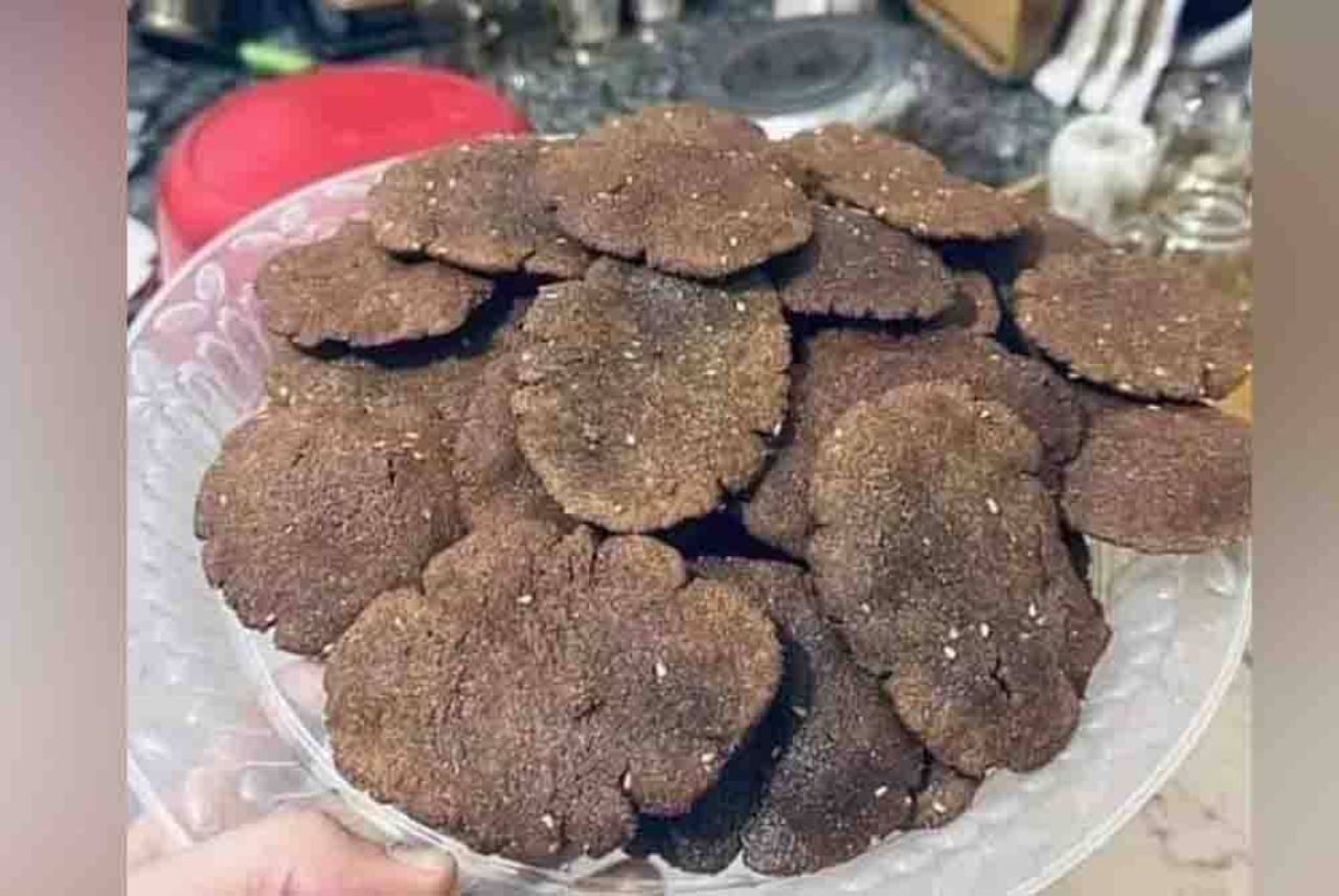 demi teruskan hidup, penduduk gaza terpaksa olah makanan haiwan jadi roti