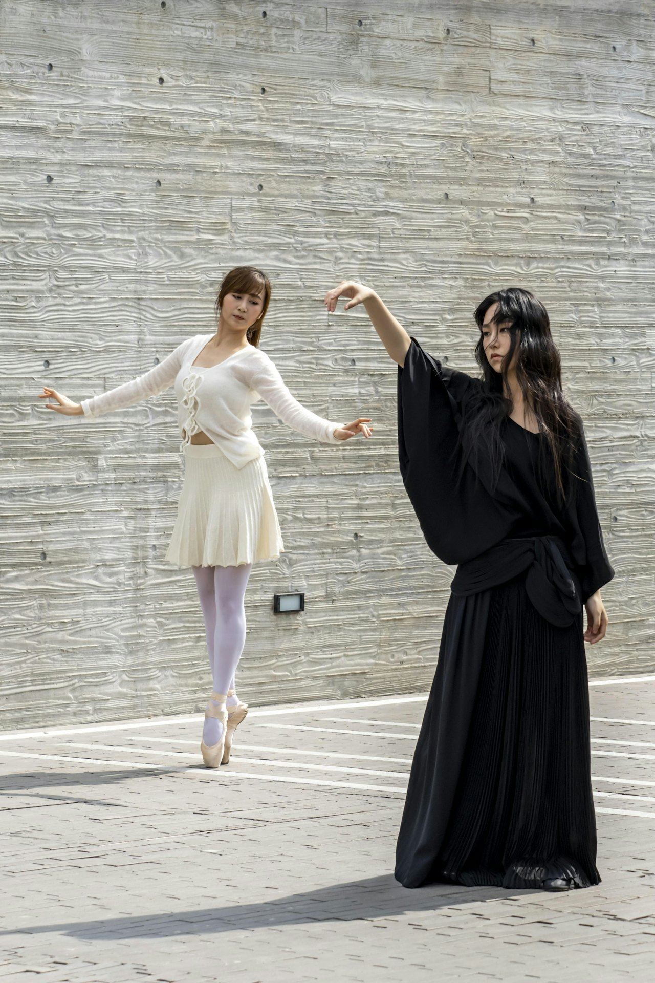 炎明熹将推出新歌《透光者》❗在mv里首度挑战芭蕾舞🩰