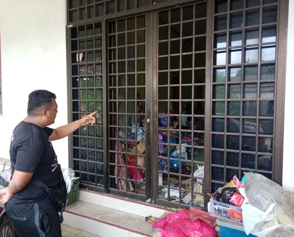 pemilik gempar, mayat guru wanita ditemui dalam rumah sewa di terengganu