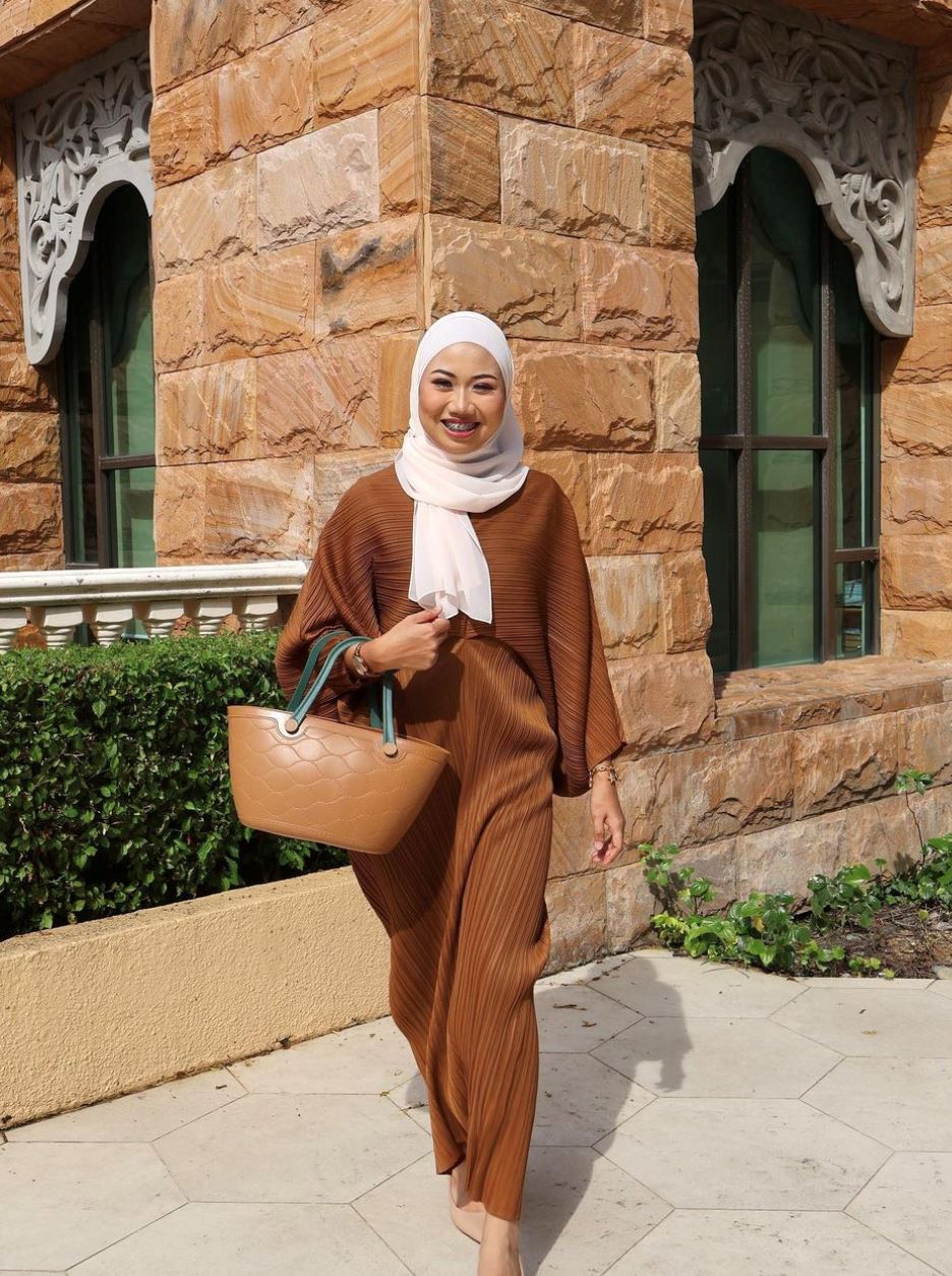 pernah diceraikan tanpa satu sen pun dalam akaun bank, shuhada kini miliki kereta sendiri