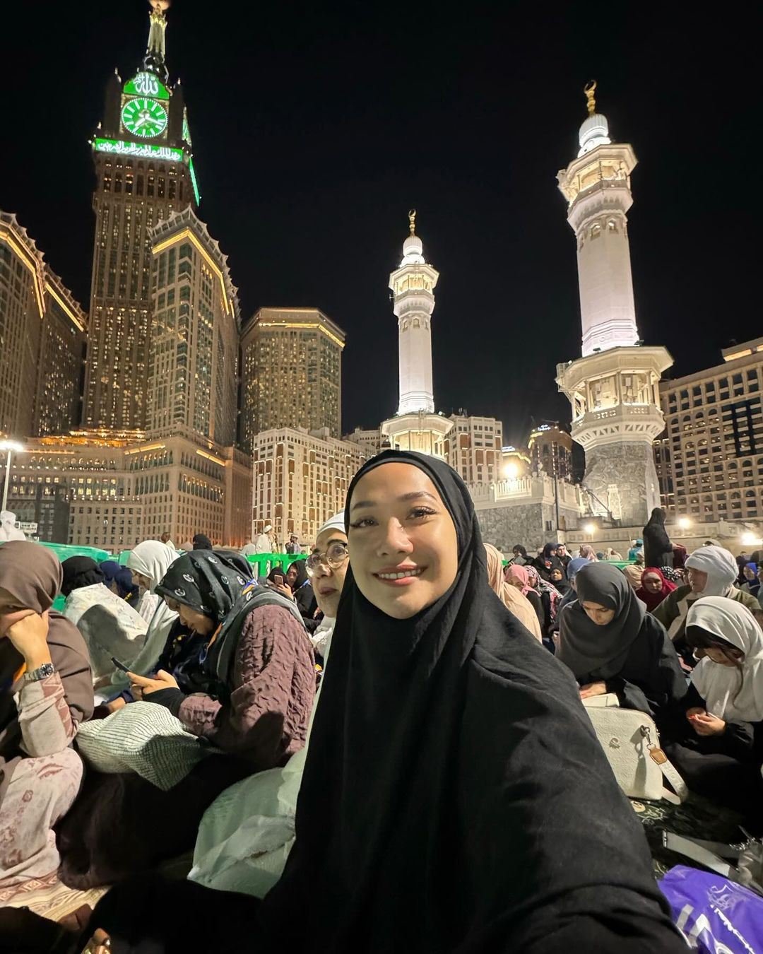 bunga citra lestari luah syukur laksana ibadah umrah untuk bekas suami