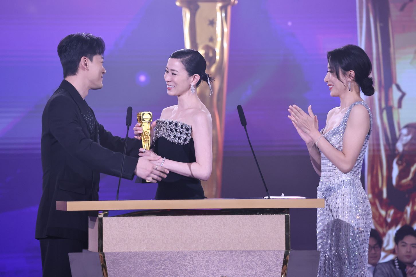 盘点林峯、佘诗曼演过的荧幕情侣💗哪一对是你的意难平🥹