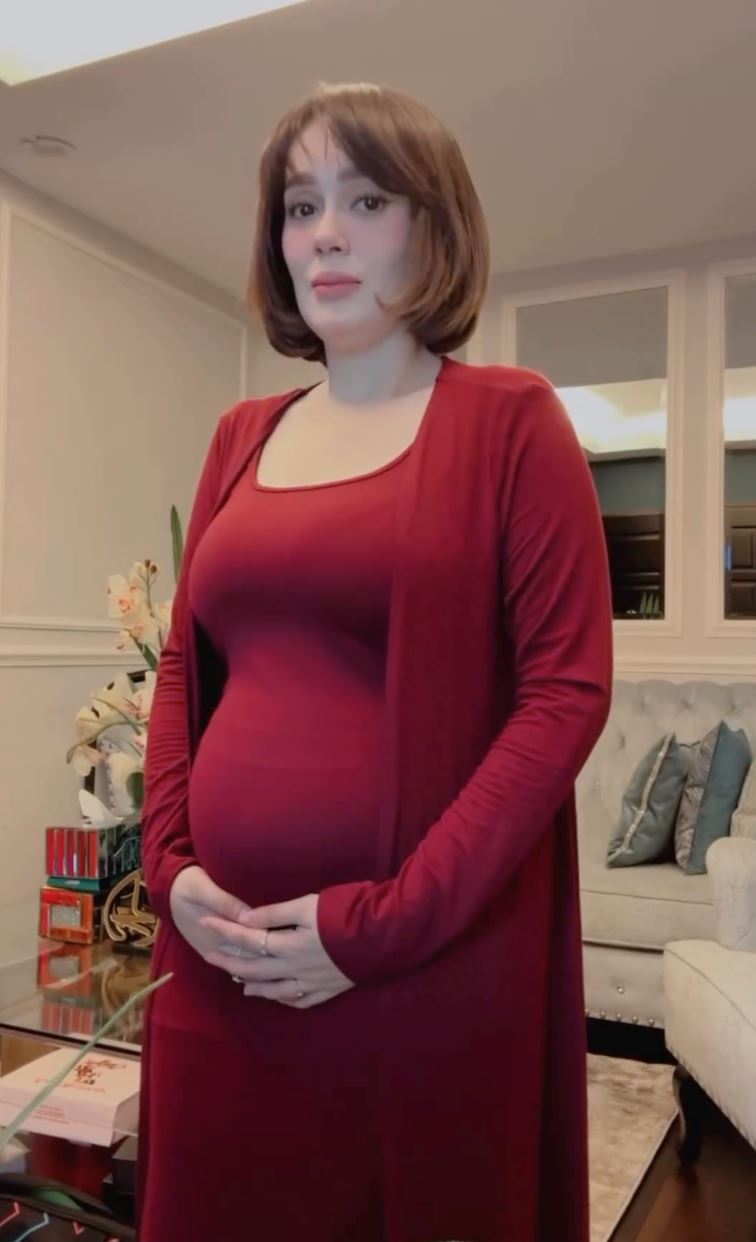 “alhamdulillah, baby 2024,” uqasha senrose dan puteri aishah umum kini sedang hamil