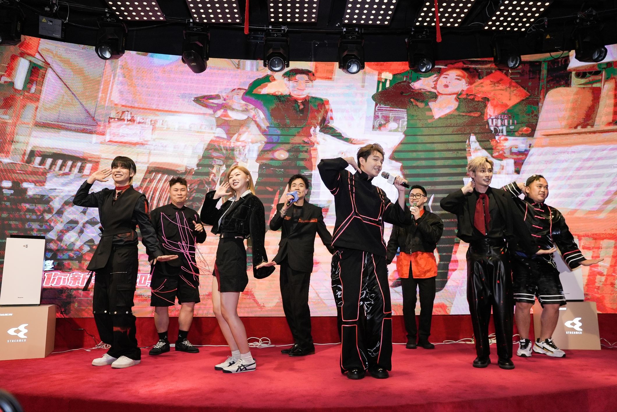 铁人娱乐连出两首创意贺岁单曲贺新年❗《周星翅》致敬星爷、《shmei》新词洗脑🔥