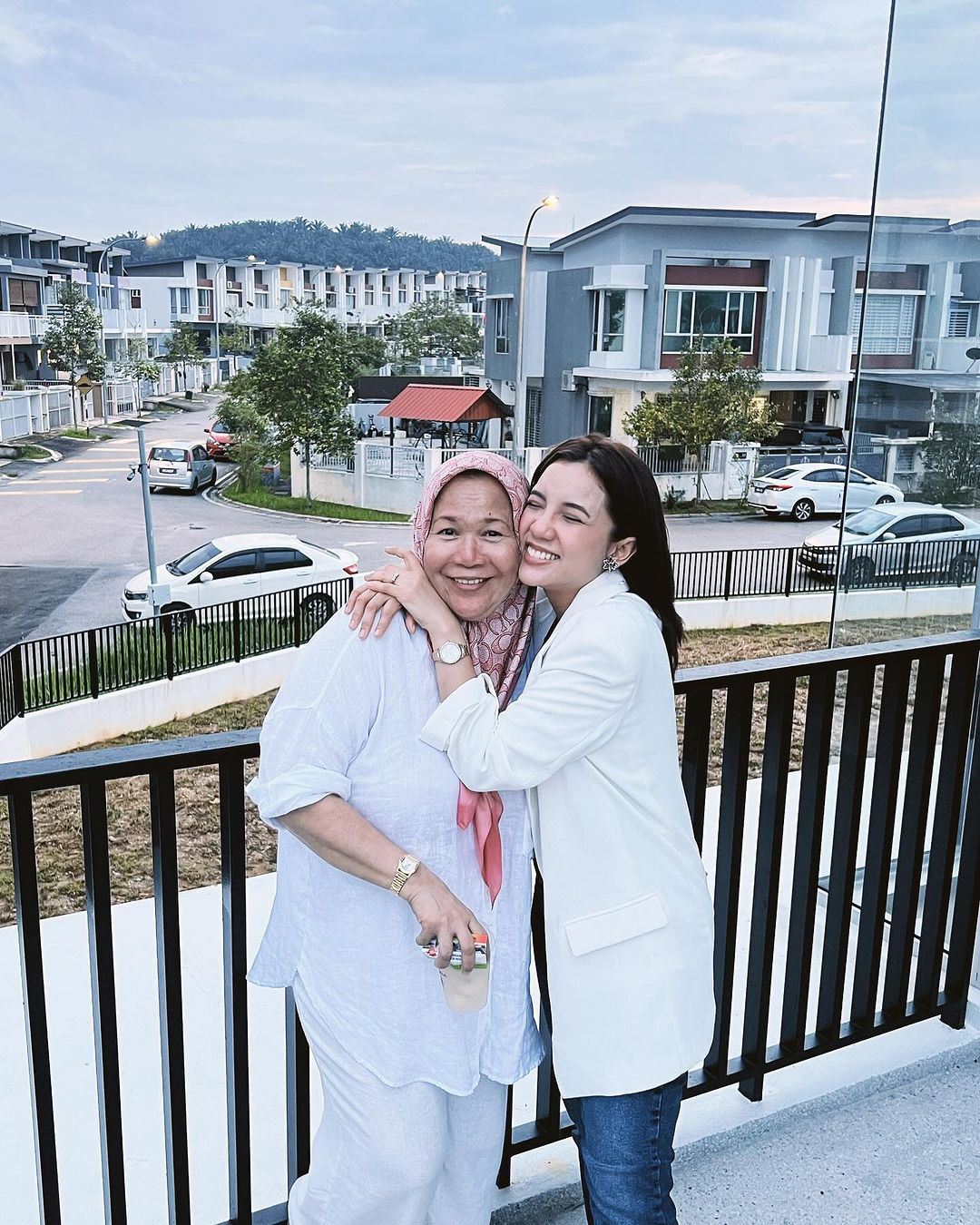 sweet qismina gembira berjaya beli rumah sendiri, “bertahun tunggu nama lepas bank”