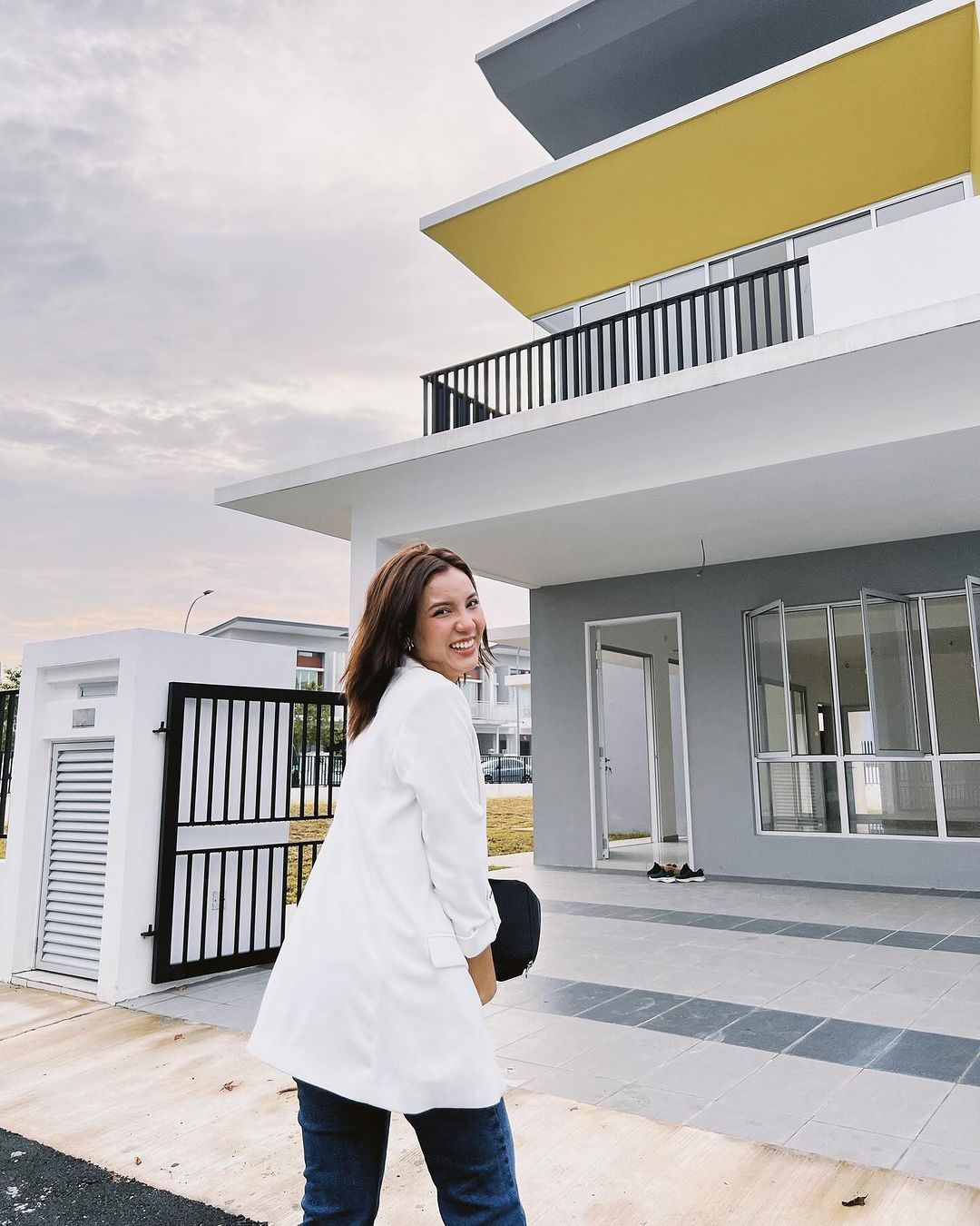 sweet qismina gembira berjaya beli rumah sendiri, “bertahun tunggu nama lepas bank”