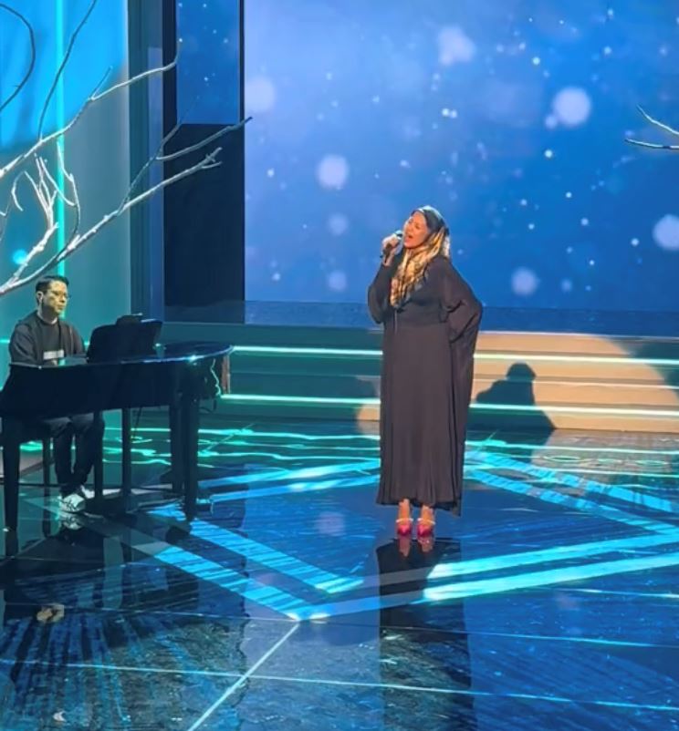 aisyah aziz dipuji kini makin sopan bertudung bawal dikhalayak ramai