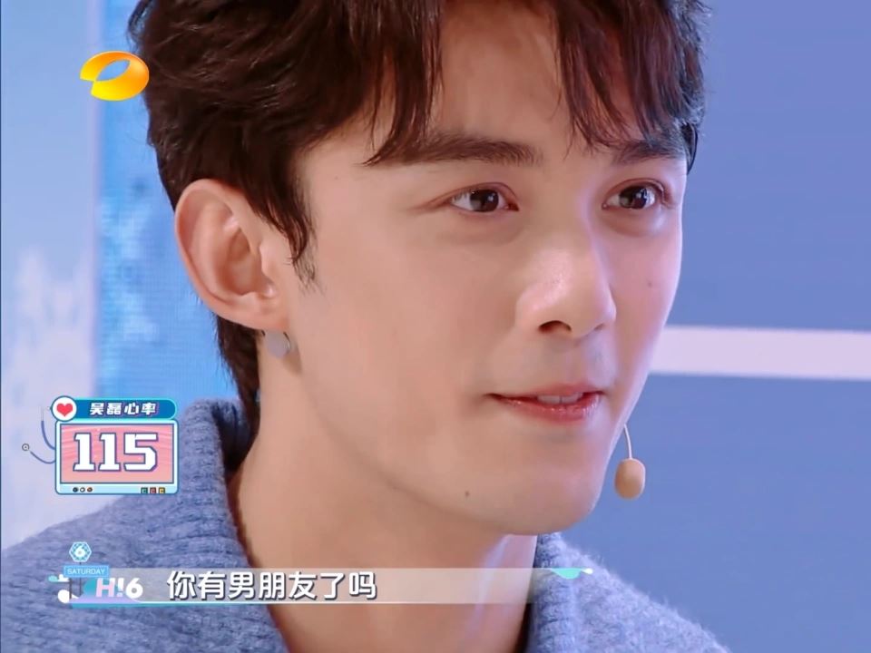 吴磊、赵今麦还原《在暴雪时分》中告白名场面❗俩人深情对视甜蜜互撩💗