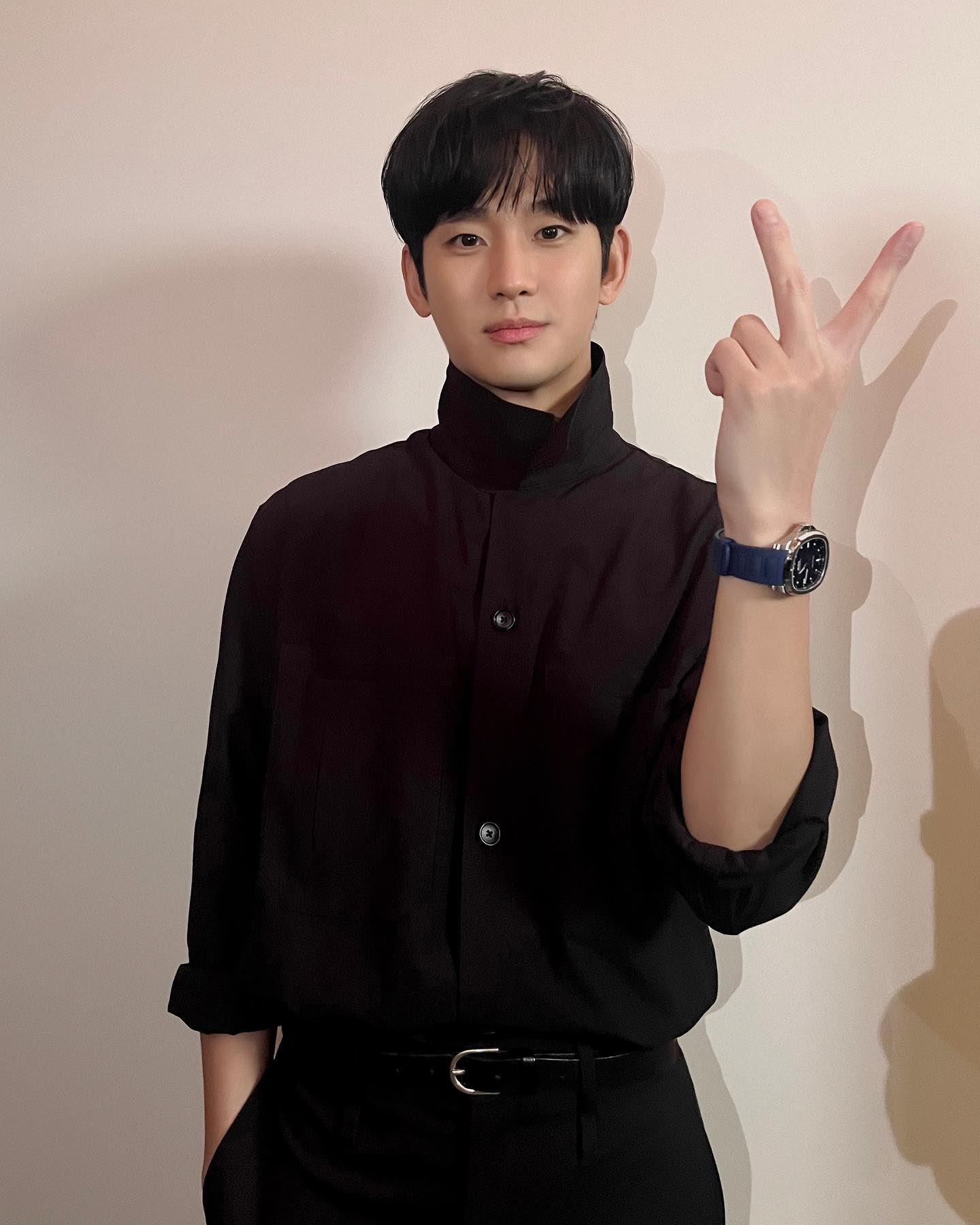 金秀贤曾胖到77公斤❗保持8块腹肌秘诀曝光⚡️